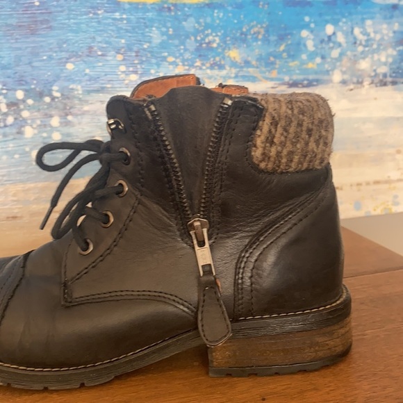 STEVE MADDEN BOOTS - Picture 8 of 10